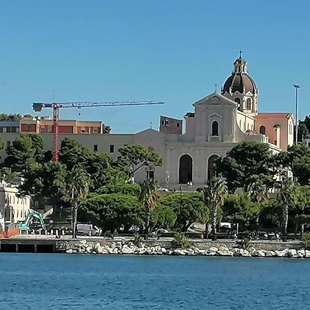 Luxury Rooms Paoli 19 Cagliari Luaran gambar